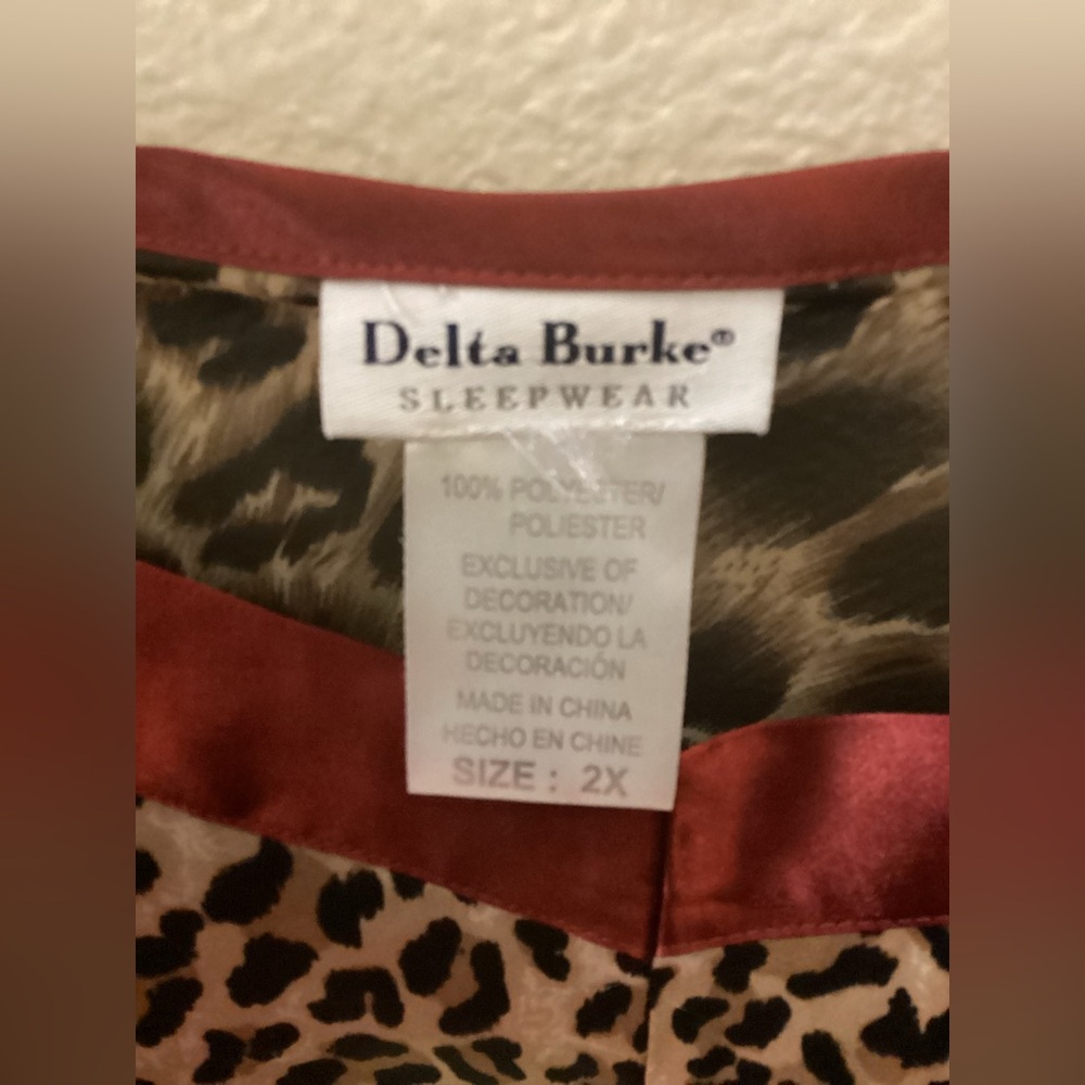 Delta Burke Leopard Satin Cami in Brown and Rust Red Trim - Picture 2 of 3